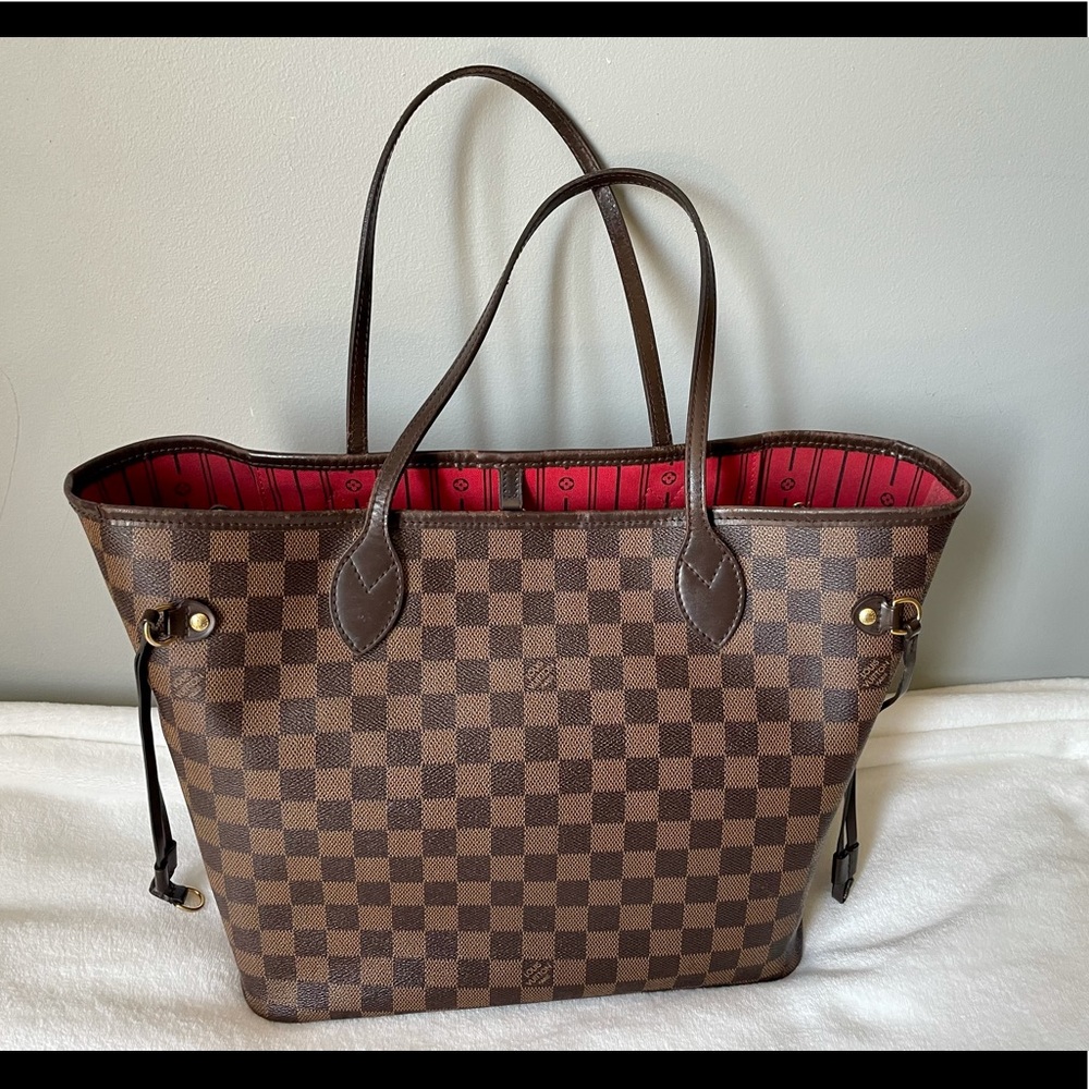 Authentic Louis Vuitton Neverfull MM